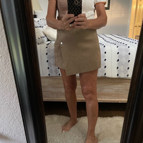 Faux Suede ZARA Skort - Size Small - Picture 5 of 7